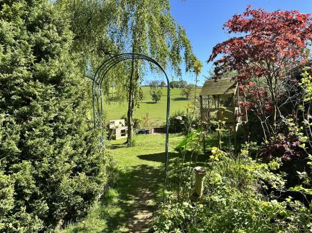 Garden House AB.jpeg
