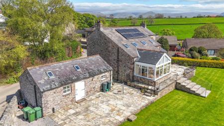 Kangaroo House Aerial A.jpg