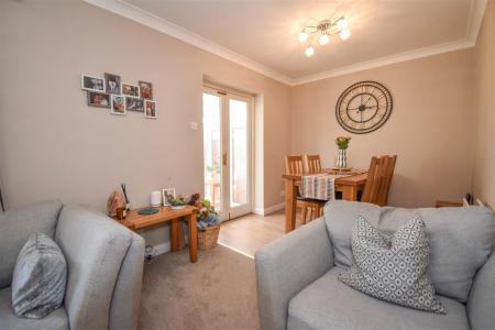 Lounge-Dining Room