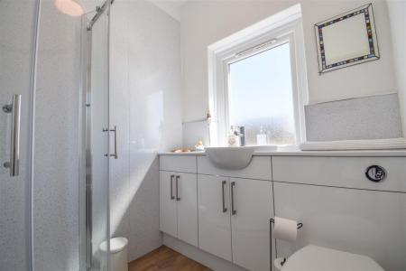 8 Croft Avenue Shower Room A.jpg