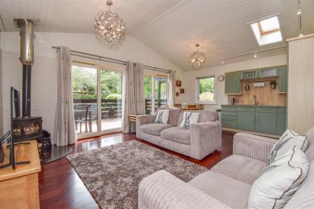 Living Room/Kitchen