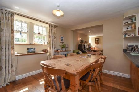 Pine Trees Cottage Dining Area.jpg