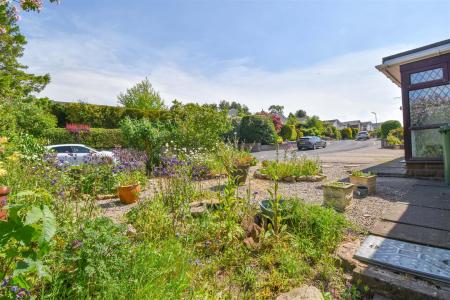 17 Monnington Way Garden B.jpg