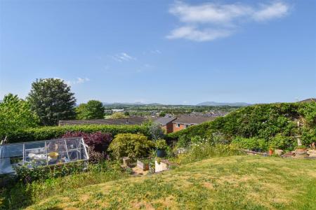 17 Monnington Way Garden D.jpg