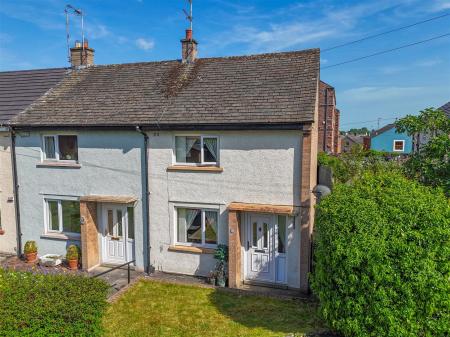16 Garden Close.jpg