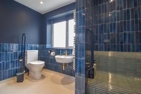 En-Suite Shower/Wet Room