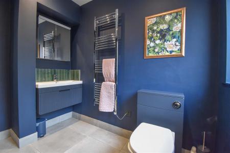 En-Suite Shower Room