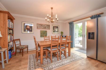 Dining Kitchen Day Room