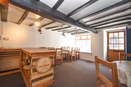 Dining/Café Area