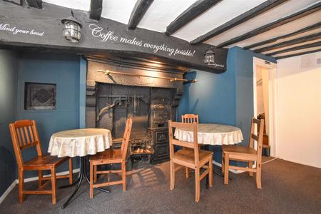 Dining/Café Area