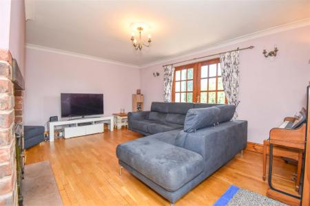 Mill House Living Room A.jpg