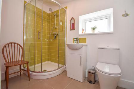 Cloakroom/Shower Room