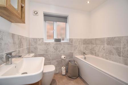 50 Carelton Meadows House Bathroom A.jpg