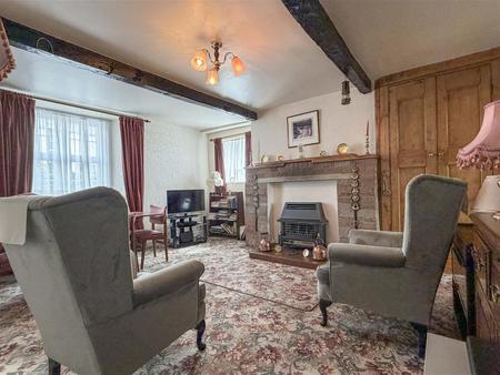 Sitting/Dining Room