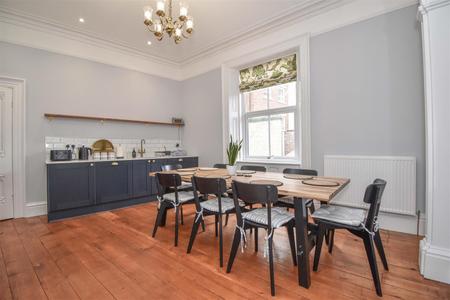 29 Victoria Road Dining Kitchen A.jpg