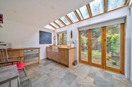 Kitchen/Breakfast Rm