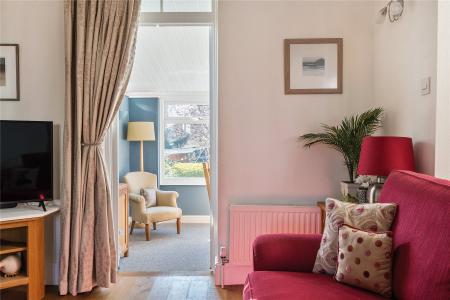 Sitting Room/Dining
