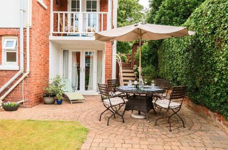 Outdoor Seating
