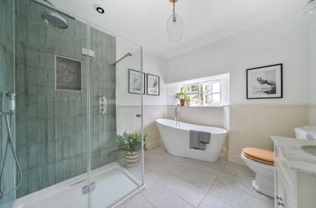 Bedroom One En-Suite