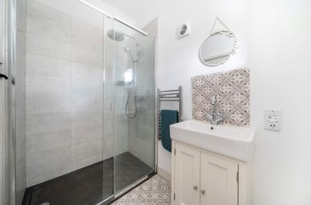Guest Ensuite