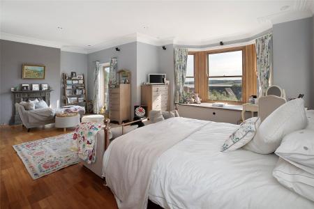 Principal Suite