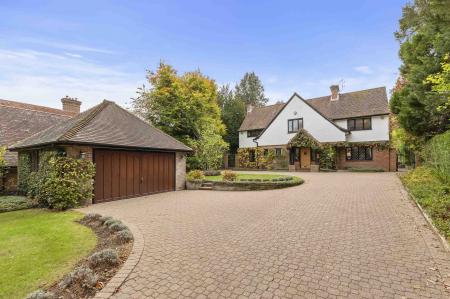 Village Way, Little Chalfont