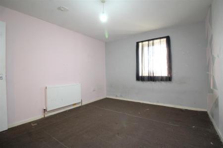 bedroom 3.JPG