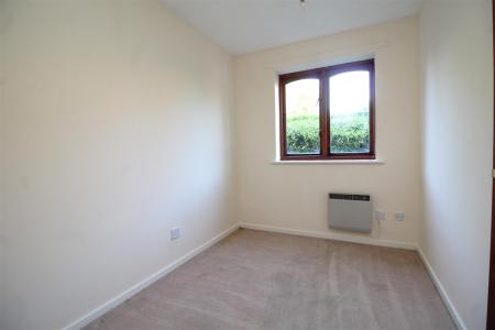 bedroom 2 .JPG