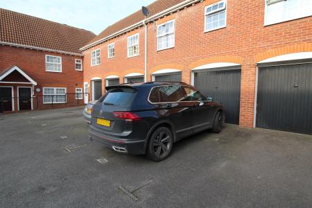 parking and garage.JPG