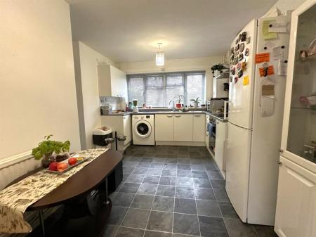 kitchen diner image 2 .jpeg