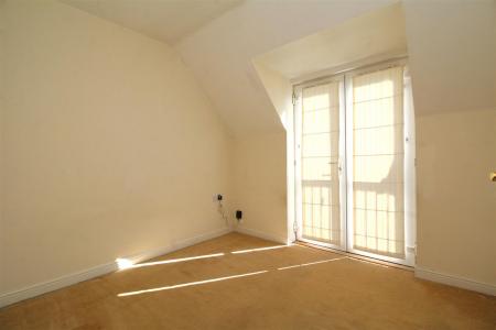 bedroom 2 .JPG