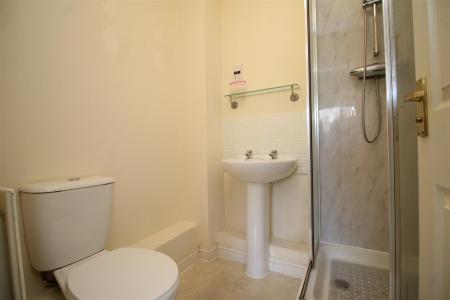 ensuite.JPG