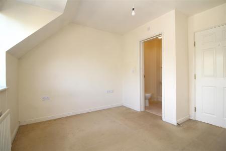 bedroom 1 .JPG