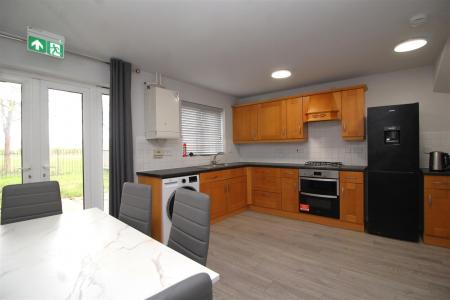 kitchen diner image 2.JPG