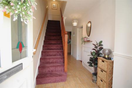 hallway 1.JPG