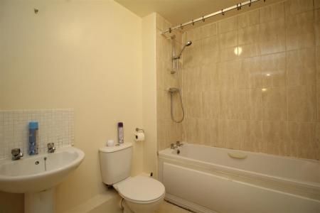 bathroom .JPG
