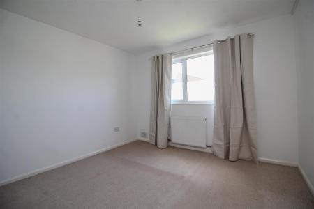 bedroom .JPG