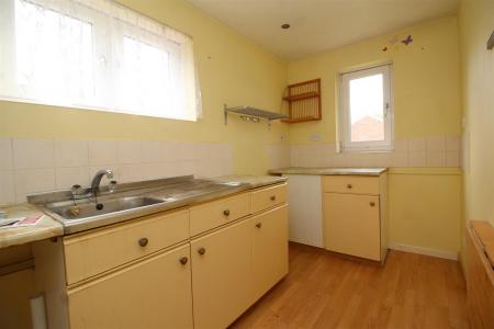 kitchen .JPG