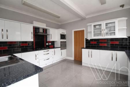 kitchen 1.jpeg