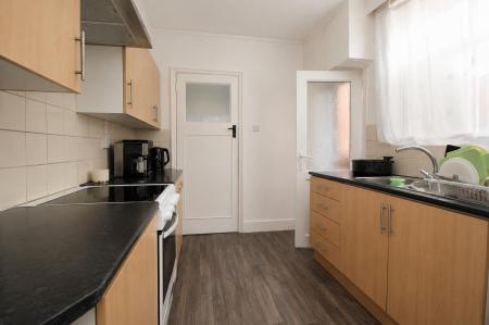 kitchen 2.png