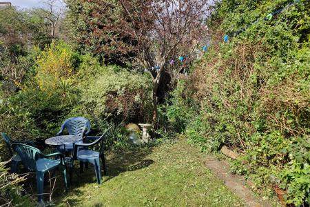 Knatchbull Road 2.jpg