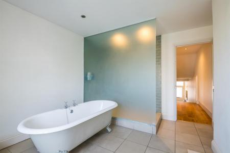 105 Grove Park-22.jpg