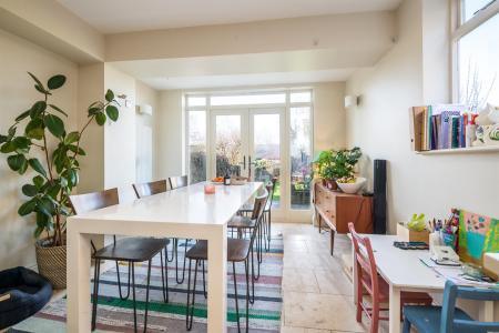 105 Grove Park-13.jpg