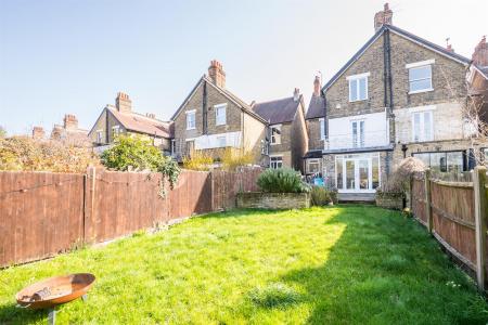 105 Grove Park-17.jpg