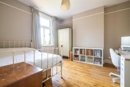 105 Grove Park-28.jpg