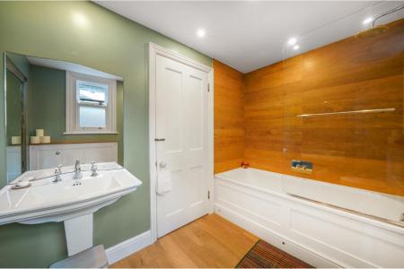 Barry Road - 9SSXmDxNz59foRDAmyLK.jpg