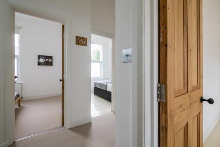 46 Kings Grove-44.jpg