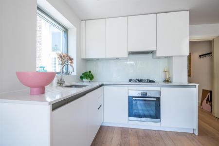 Flat 1, 198 Camberwell Grove-20.jpg