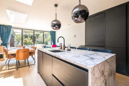10 Malfort Road-10.jpg