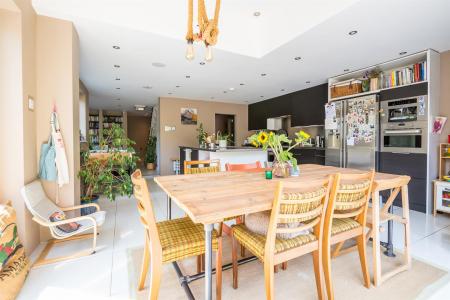 1 Glangall Road-11.jpg